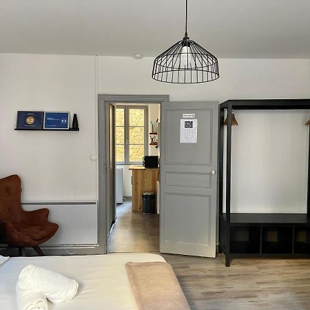 Chez Mick Et Sarah Apartment Le Puy-en-Velay Bagian luar foto